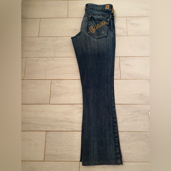 Gently Worn Slightly Distressed Guess Size 31 Straight Leg Jeans - Picture 7 of 11